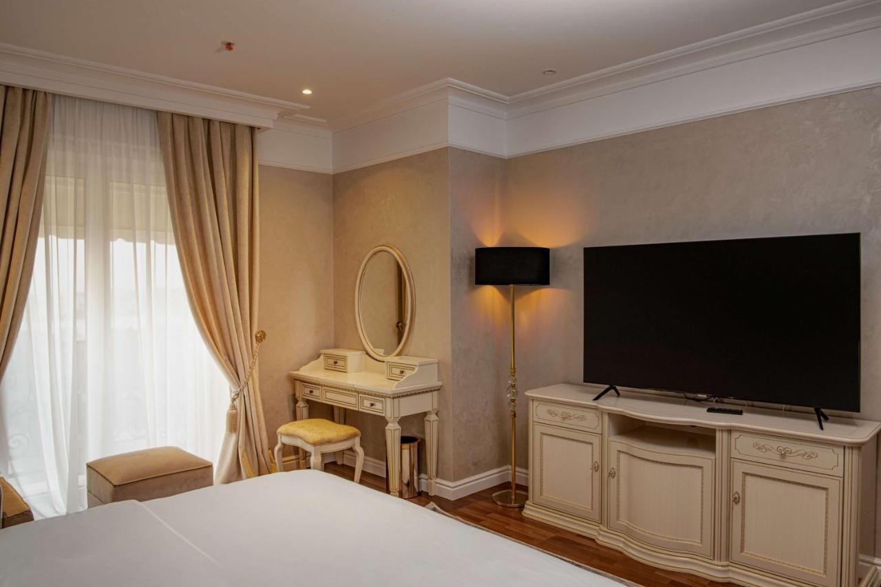 Radisson Collection Morina Hotel,