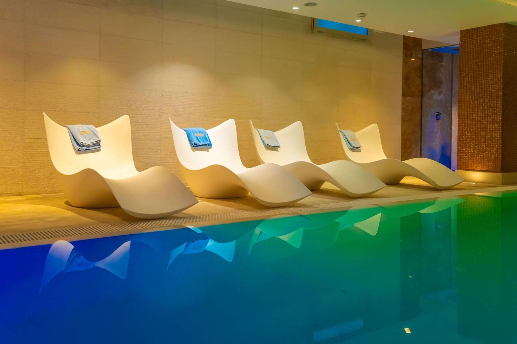 Radisson Collection Morina Hotel, 4*