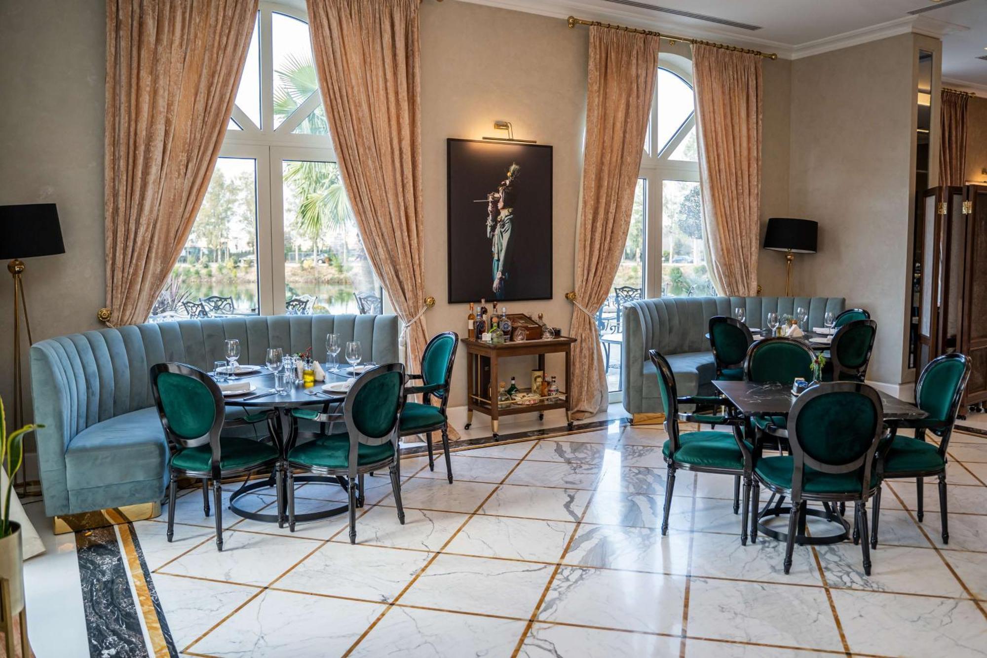 Radisson Collection Morina Hotel, 4* Tirana